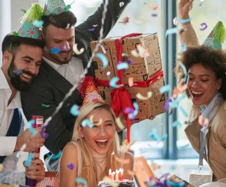 image of How to Approach Birthdays in the Workplace