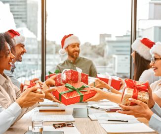 image of The Importance of Showing Holiday Employee Appreciation and Creative Ways to Do It 